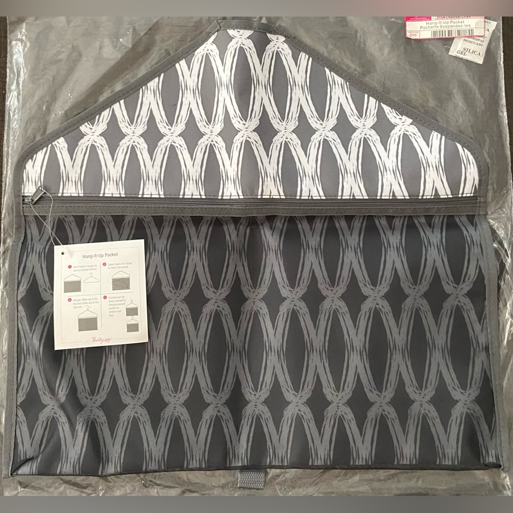 Thirty one Hang It Up Pocket in Gray and White